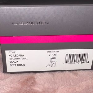 Vince Camuto size 7.5